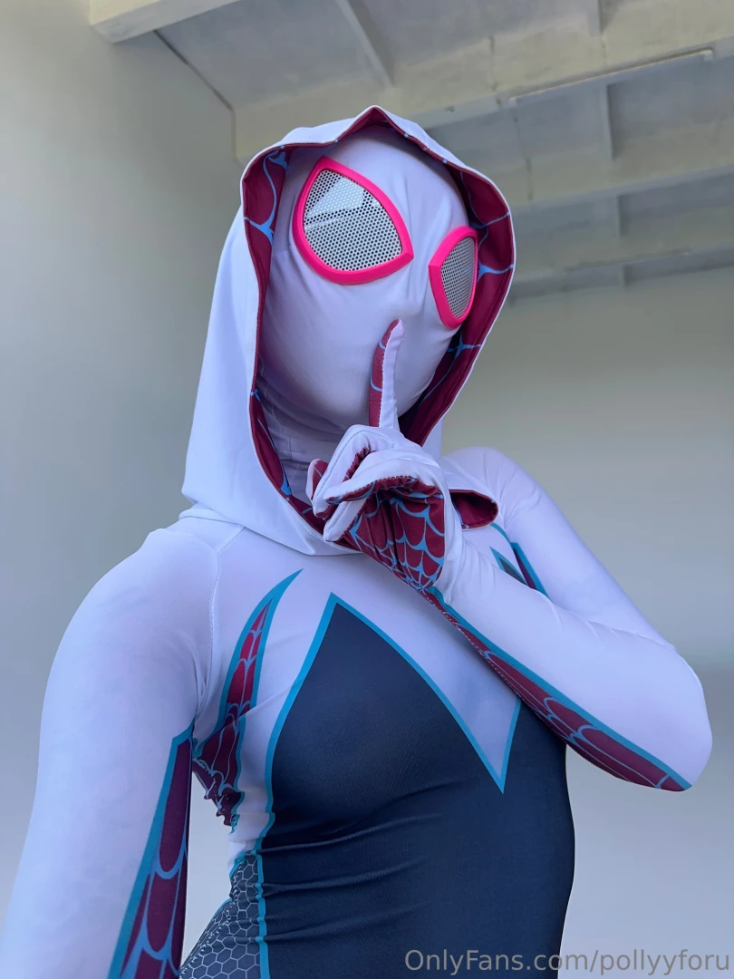 Hi sweeties how do you like my cosplay 