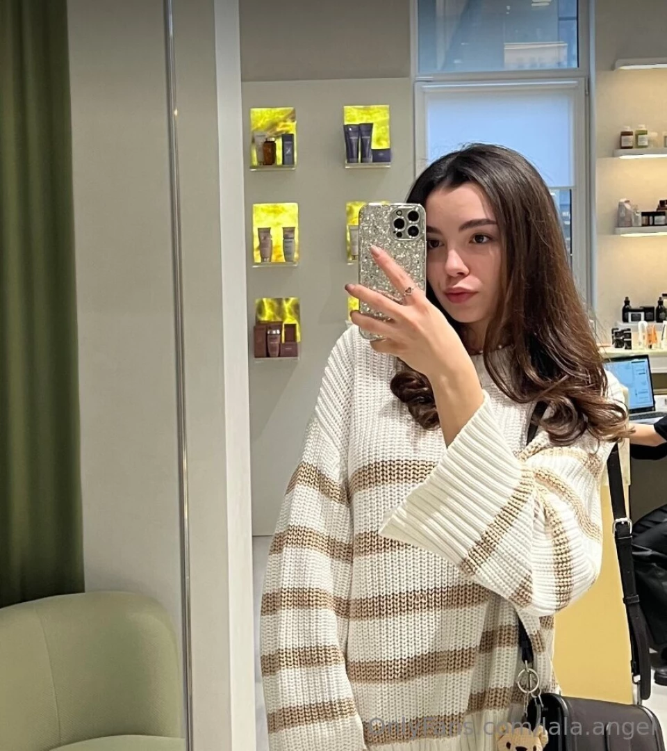 My girlfriend babygirlmargot is a real nymphomaniac who enjoys being part 170 