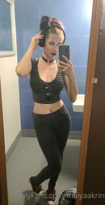 Got a busy sunday today _ can t wait til later lol