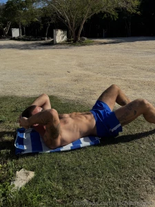 100 crunches daily at minimum