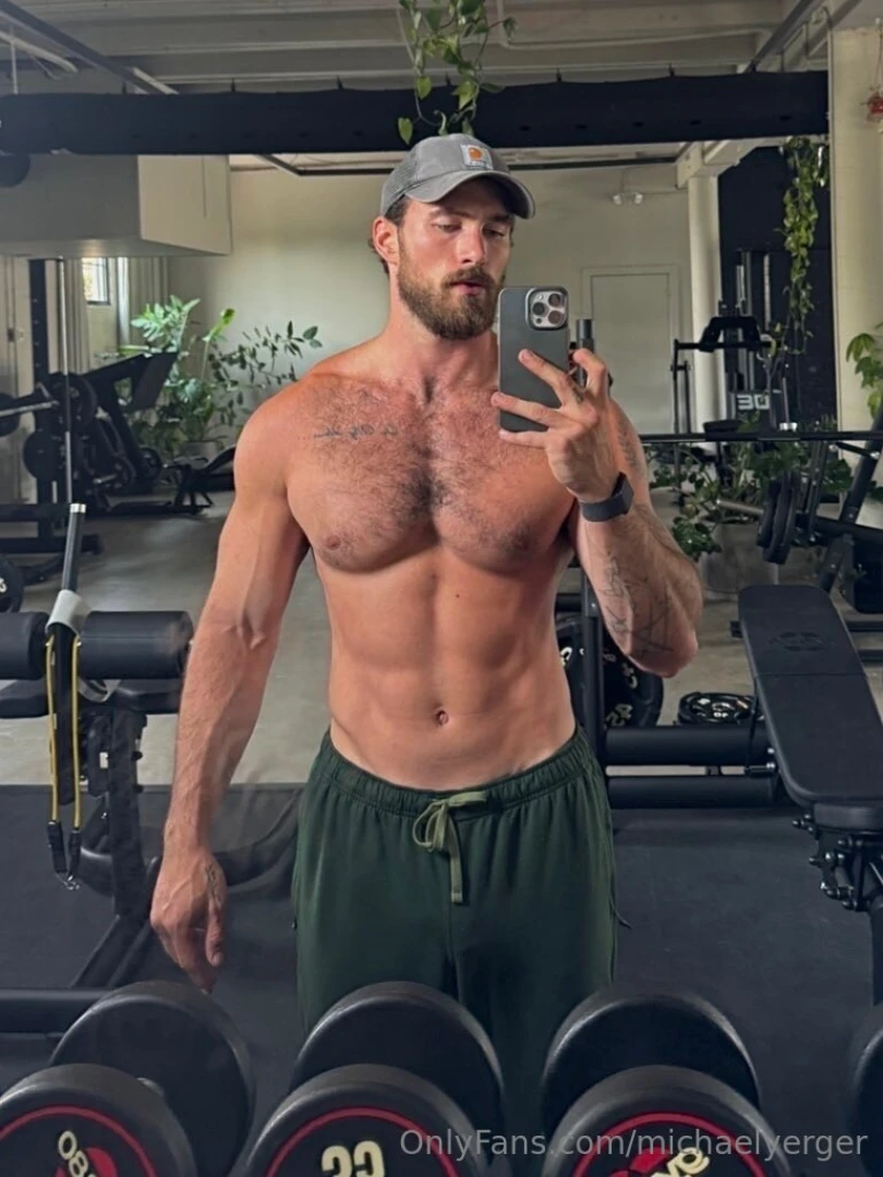 Happy monday part 2725 