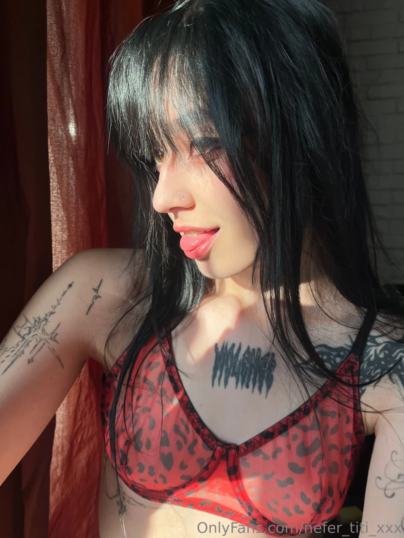 Would your hands shake if i asked you to unclasp my bra part 1 