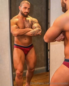 Flexing friday enjoy your weekend