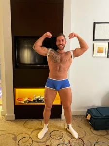 Do u think blue is my colour