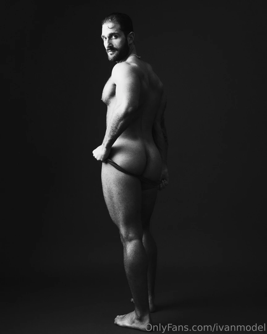 I need glutes massage so badly tonight 