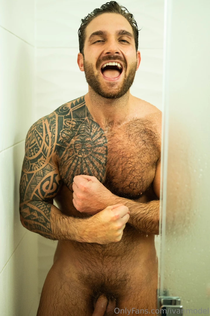 I can see you all liked and unlocked the pussy video mmmm that cock 