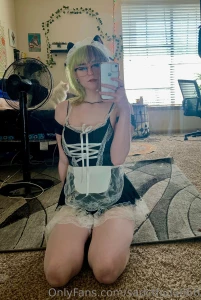 Pov goth catgirl maid somehow has no idea how to clean a mirror part 4