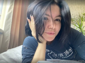 Little hot brunette misslima loves to have fun alone at home she will part 338