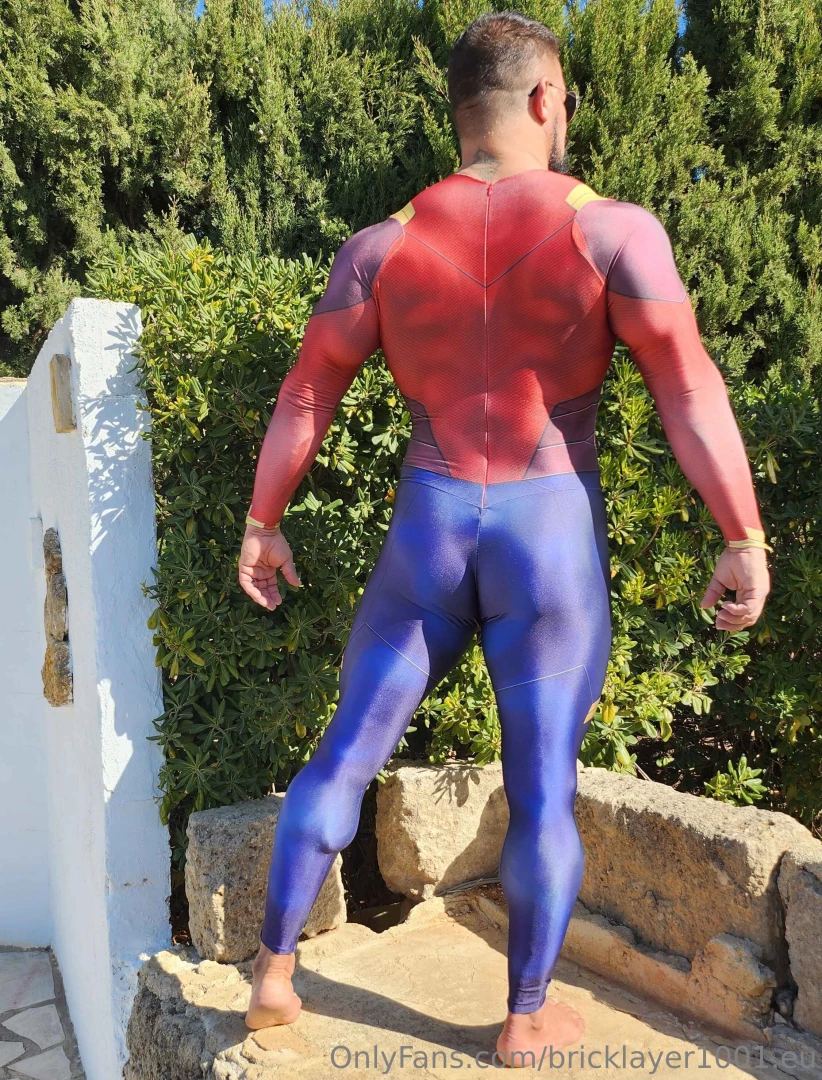 Aqualad irresistably naughty part 1 