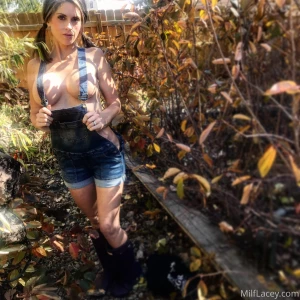 Does anyone want to help with some yard work i pay in blow jobs part 1