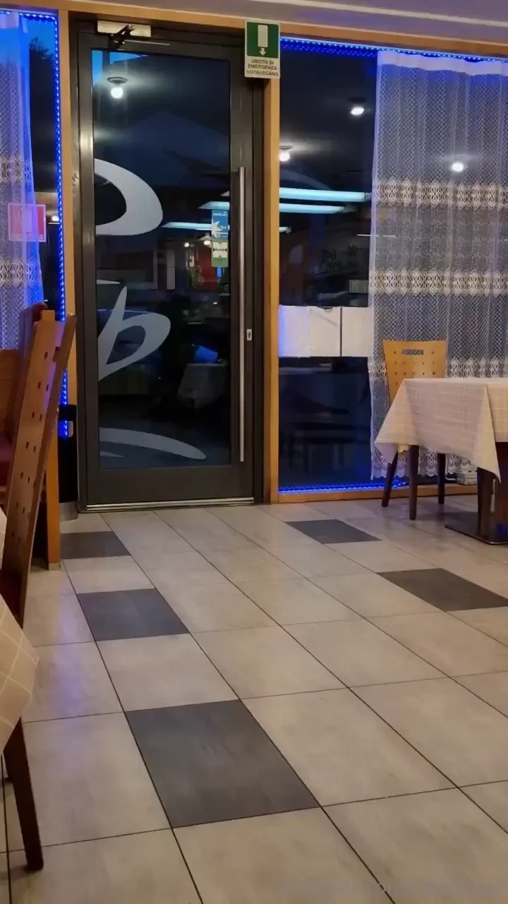 Oggi voglio fare una pazzia non sapevo se pubblicarlo ma troppo hot 