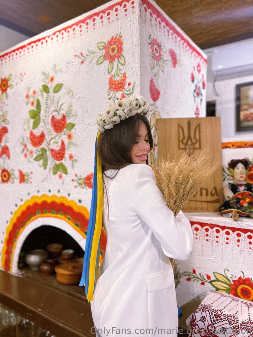 A little bit for you in the feed of my favorite ukrainian culture who 