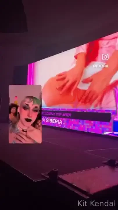 I won the award thank yall so much of was stupid glitchy all week 