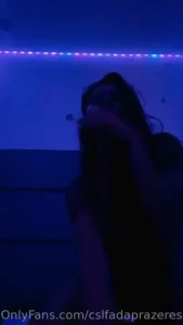 You hypnotiz me your curves and your gaze seduce me voce me hipnotiza