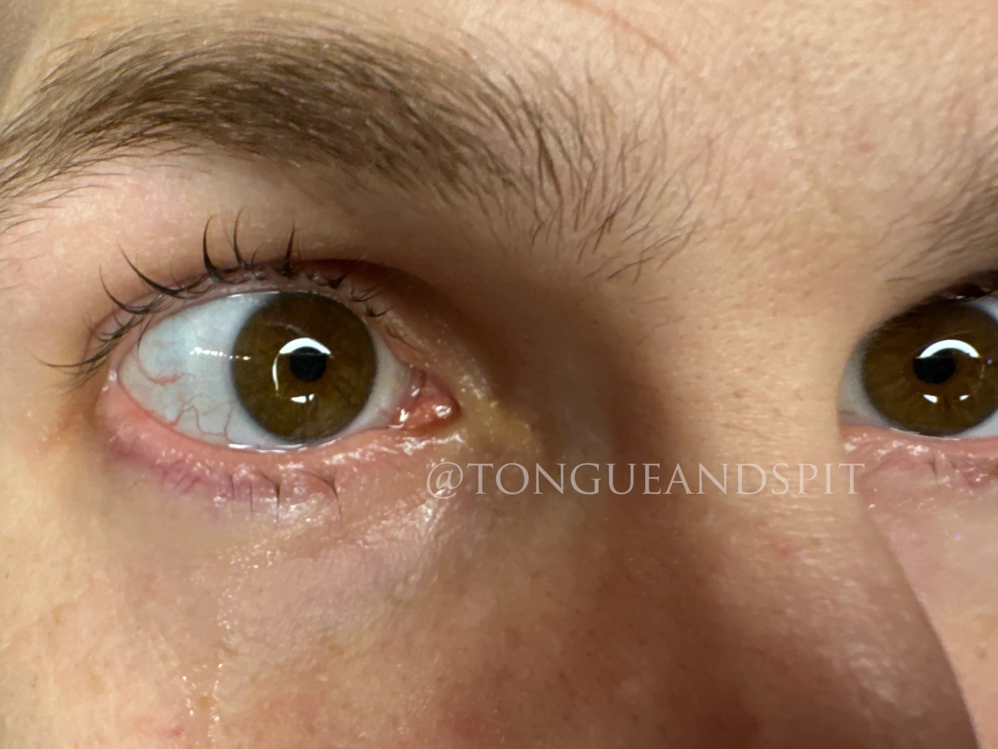 Aaron phdpepper showing his eyes 