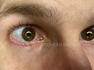 Aaron phdpepper showing his eyes