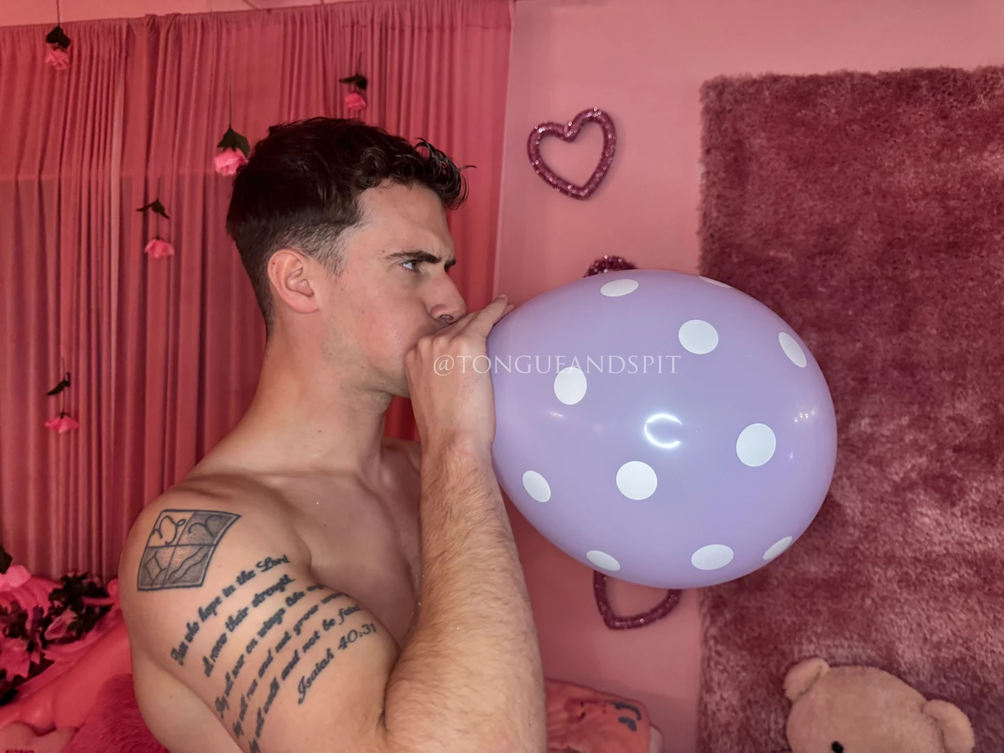 Jason pierce jasonpiercexxx doing some balloon action part 1 