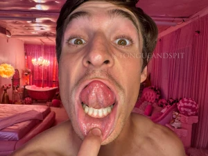 Logan joeyjones99 doing a bottom lip request part 1