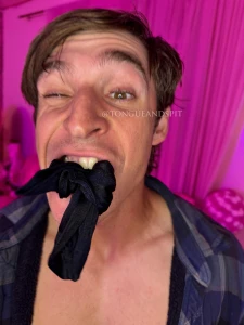 Logan joeyjones99 doing a nose and sock request part 2