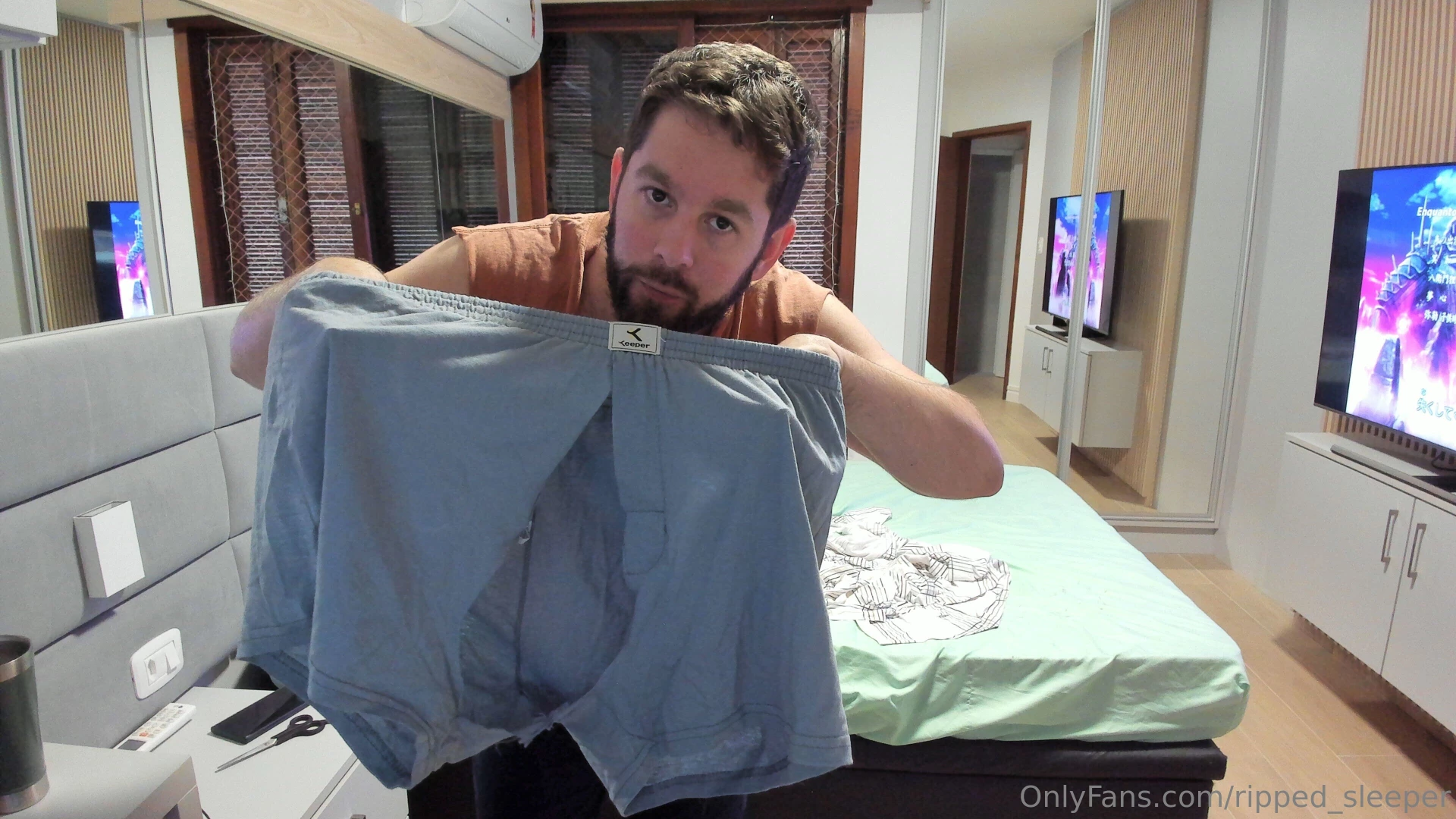 Check some pics and a video made with my ripped underwear you can see 