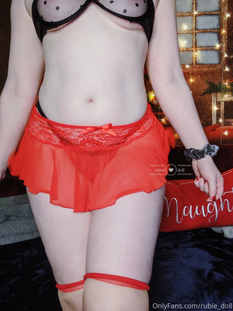 I love doing christmas themed photosets for you guys thank you for part 3 