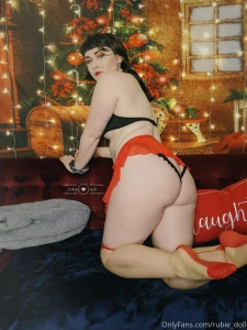 I love doing christmas themed photosets for you guys thank you for part 7