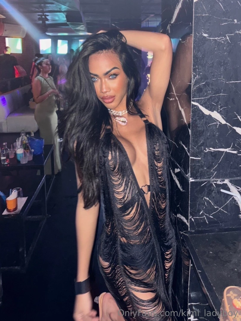 I m out drinking tonight and when i get home i ll be in a playful mood 