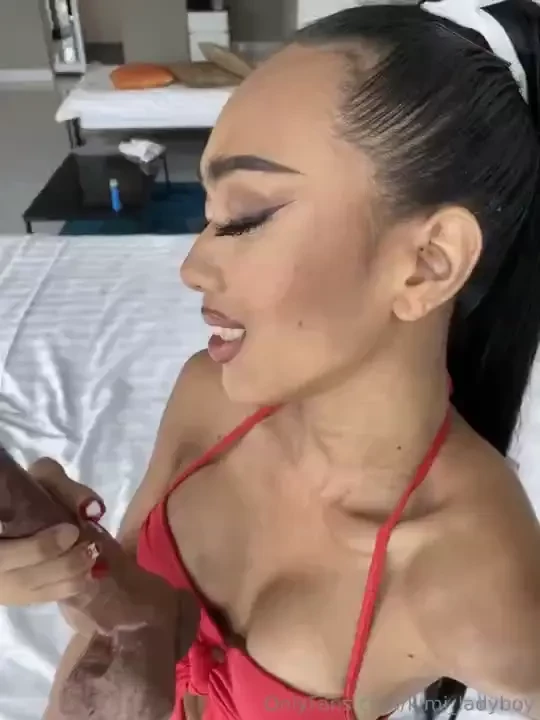 I really do like a nice juicy cock do you want me to suck yours 
