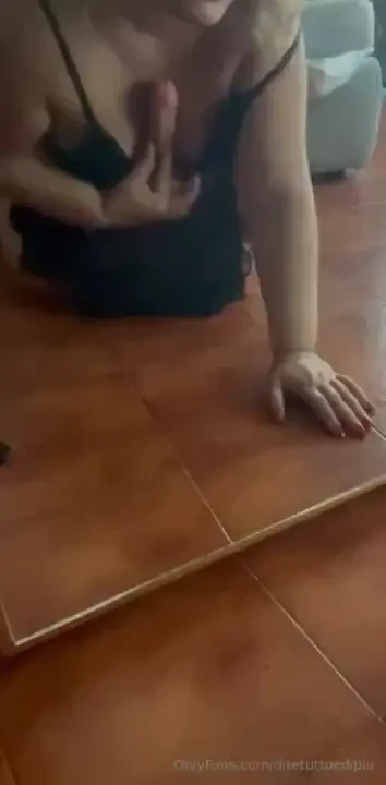 Hei tesoro io sono donna_misteriosa non vedo l ora di conoscerti e 