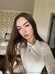 Carolinamorozova finalmente una bella ucraina 18enne non se ne pu pi