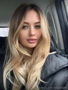 Irresistibly hot amp just for you nnut_ella she s glowing curvy and part 6