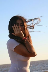 Happy valentines day everybody hope you have a beautiful day can share