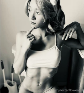 Fetish - natural pubic hair the soft down of my heir feels like silk