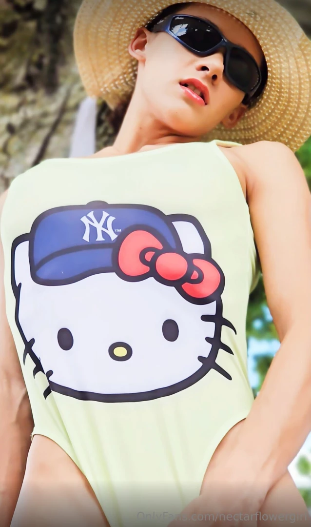 What can i say i got horny outside doing yard work today video and 