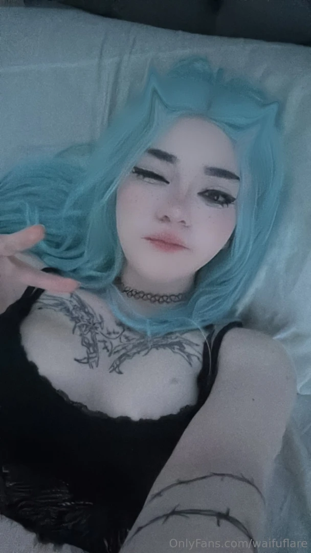 I bet you d cum only from looking at me from the top like this 