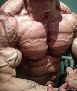 Muscleworship sex xheraclesx part 7