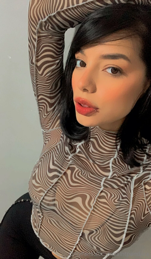 Y con ropita como me veo papi 