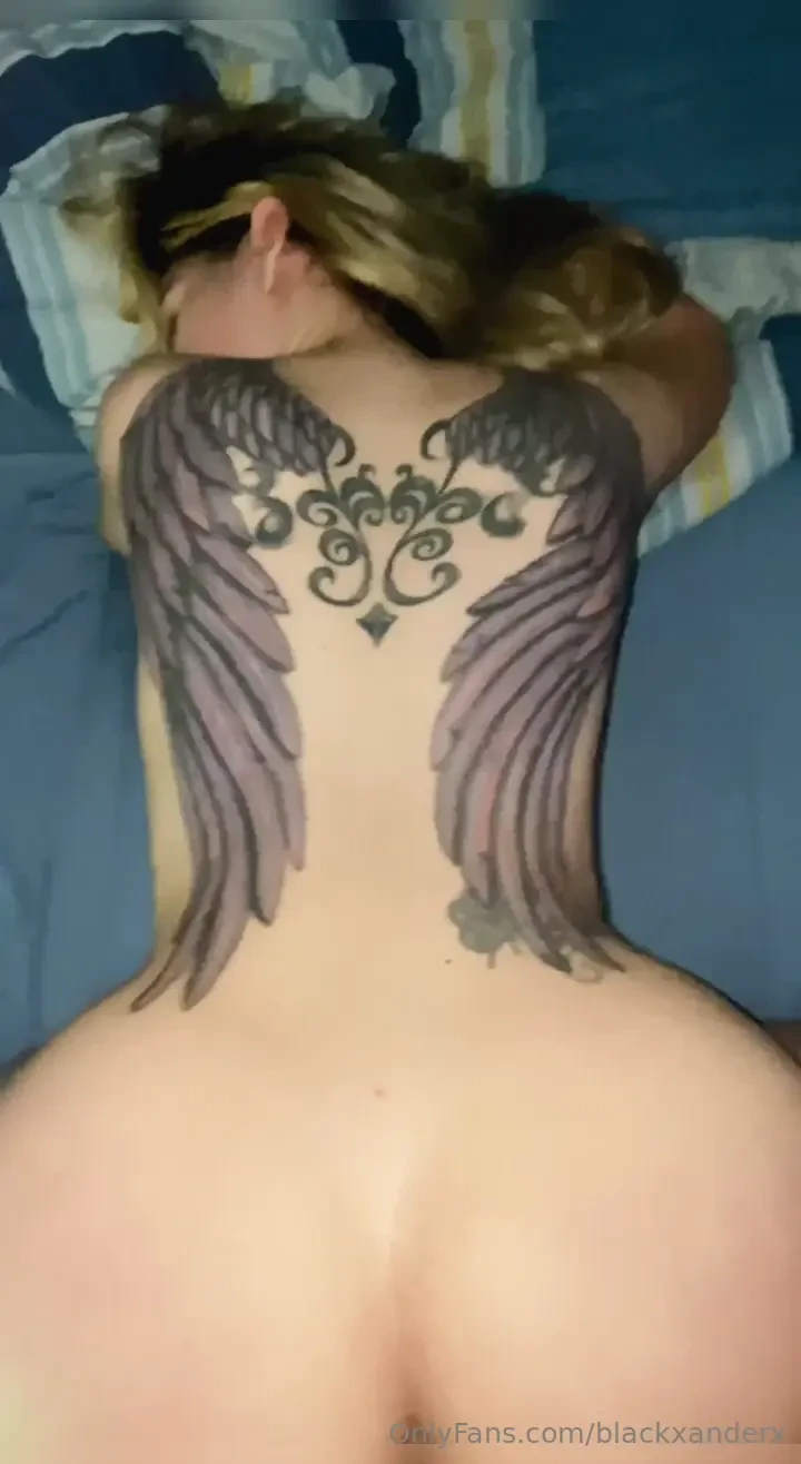 Delicioso culo de esta hermosa chica ts se lo dej bien partido 