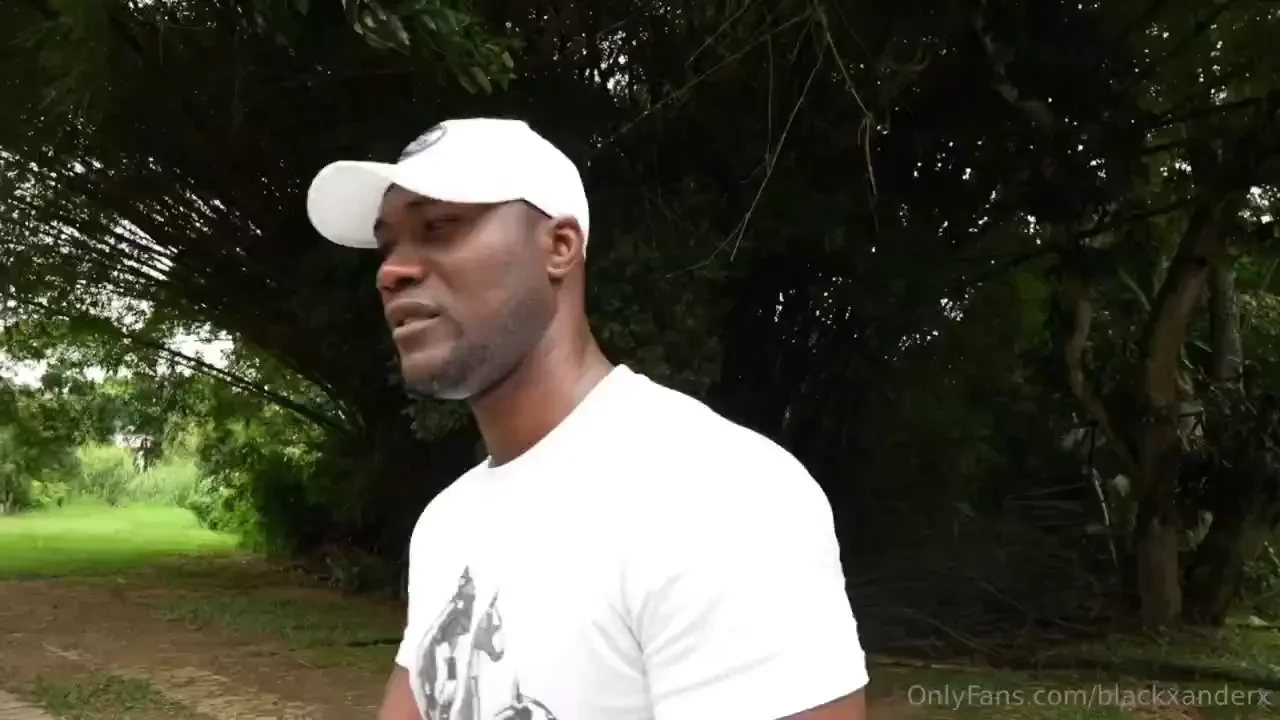 Me pago en especie por un dinero que me deb a su novio tremenda cogida 