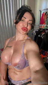 Waiting to sext you up in my dms