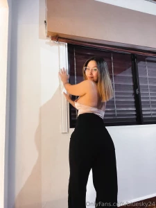 Do you want to see how i try on all my jeans unlock to join me and see part 1