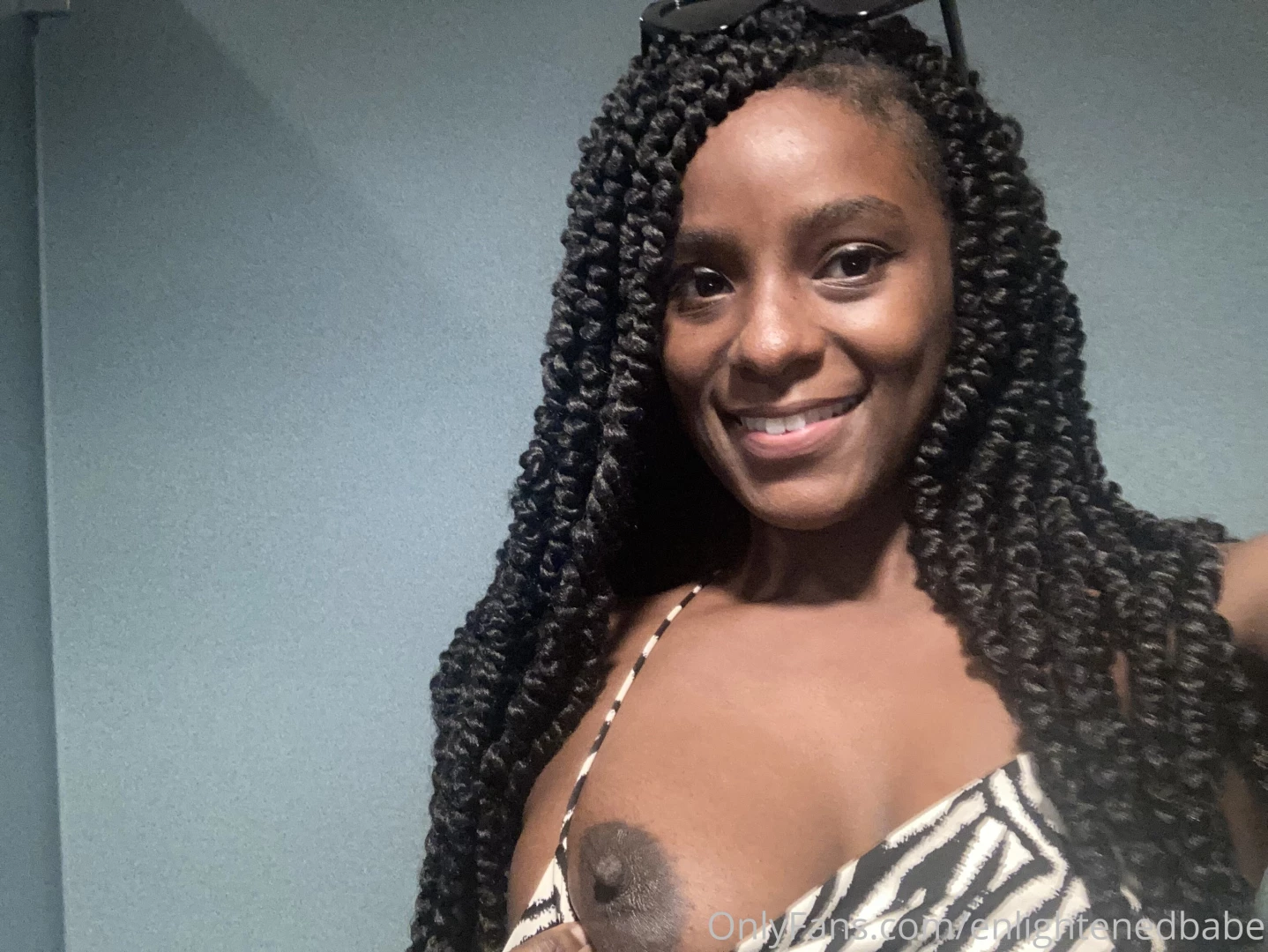 I took this in the middle of a hallway at the aquarium tip this post 