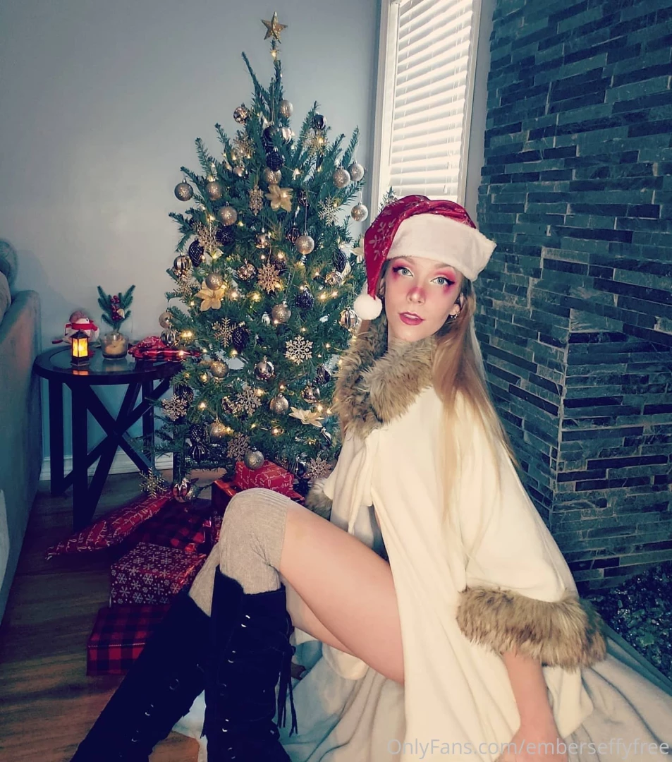 I opened my presents early because i m not even trying not to be 