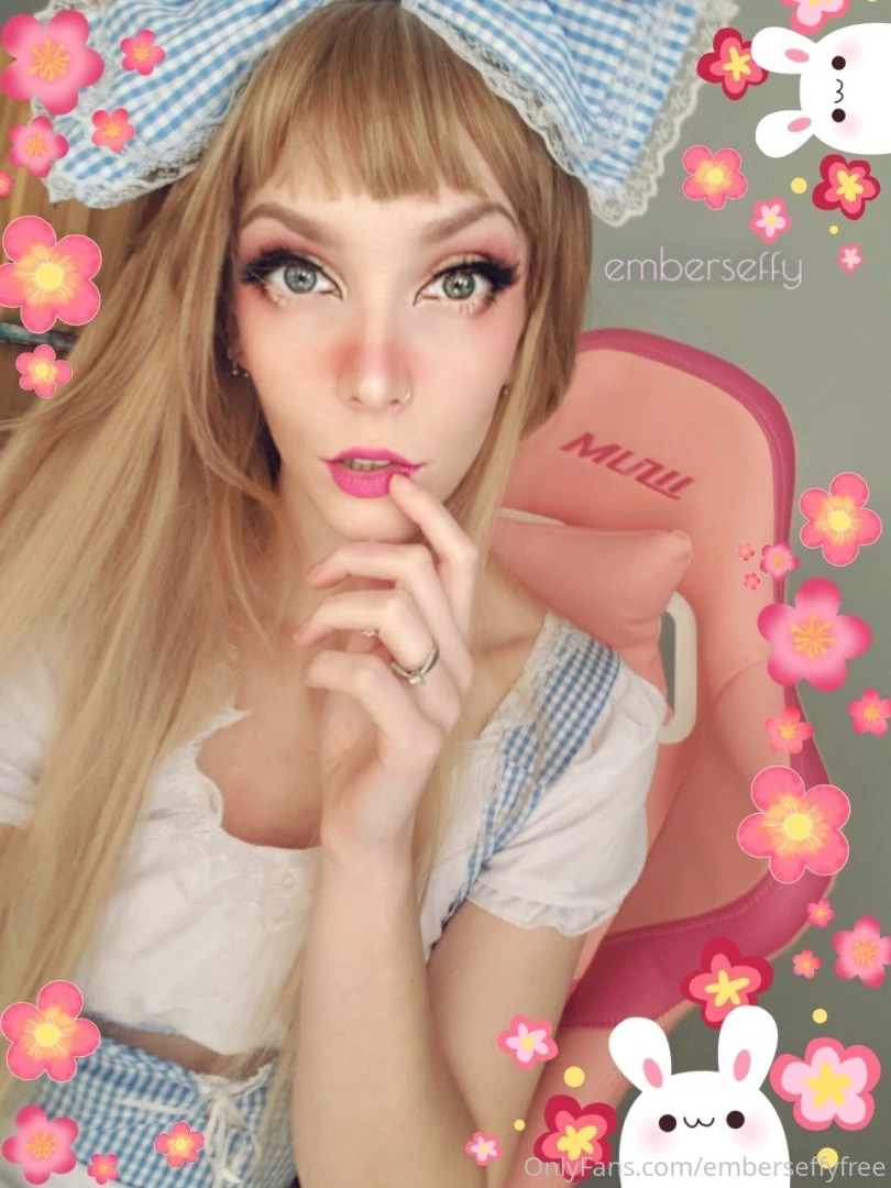 New vip rebill raffle want to enter for a chance to win a hang out 