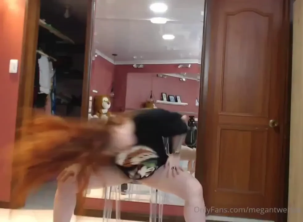 Hiya don t forget about my dancing skills u can ask me for a custom 