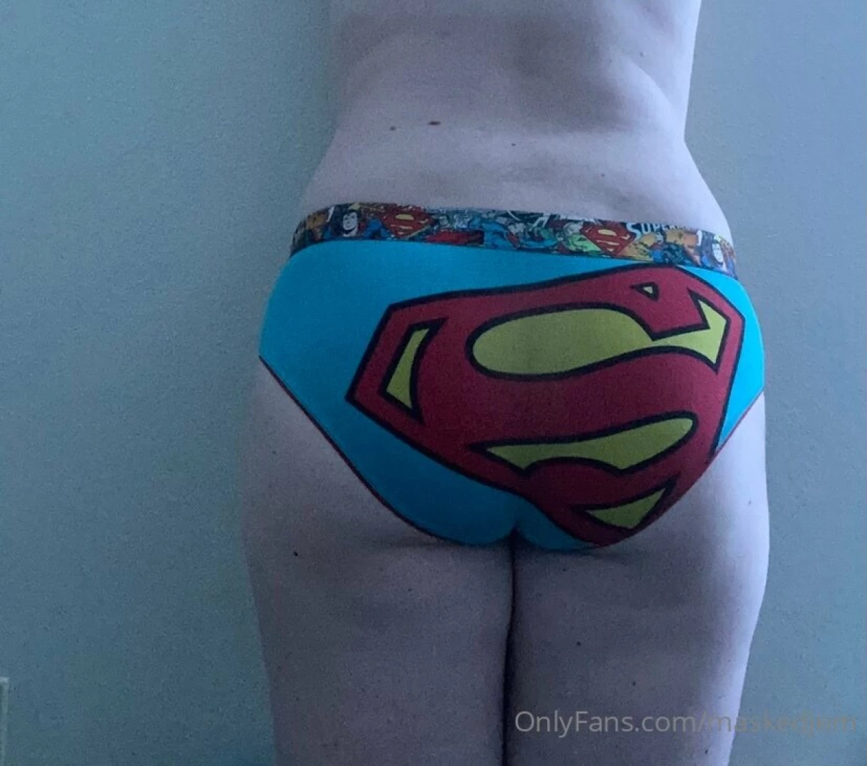Who s your favorite superman or batman 