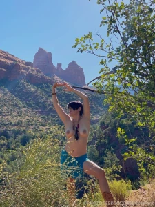 The morning sun in sedona warmed my skin but the view warmed my soul