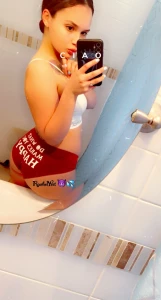 For reaching 422 fans i love y all