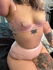 Some cute faceless pics bc these lingerie sets deserve a moment of part 2