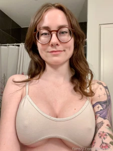Do y all like glasses and titties they are both big and round cute part 1